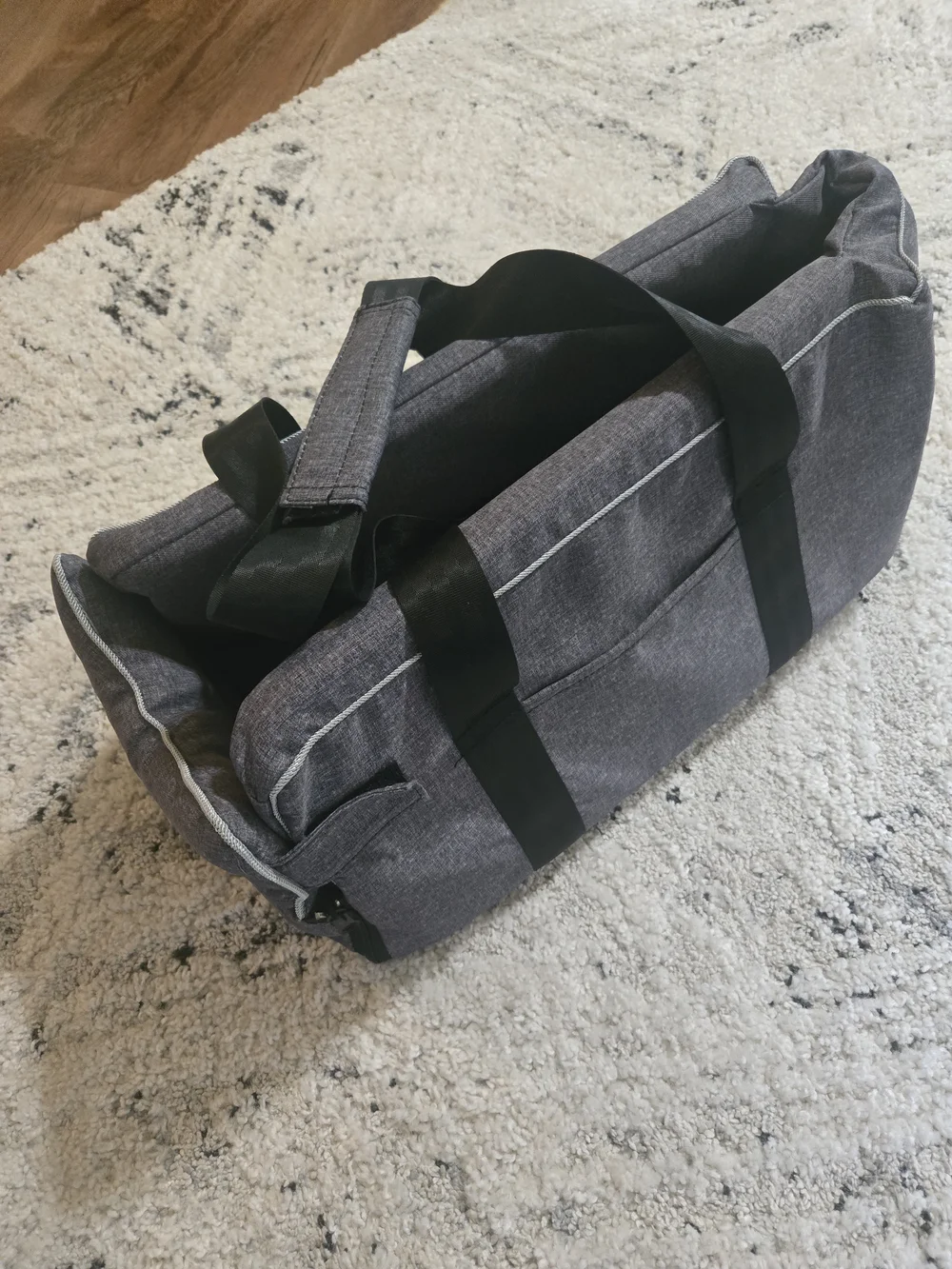 Gear King Dog Console Car Seat for Small Dogs or Cat With Safety Tether